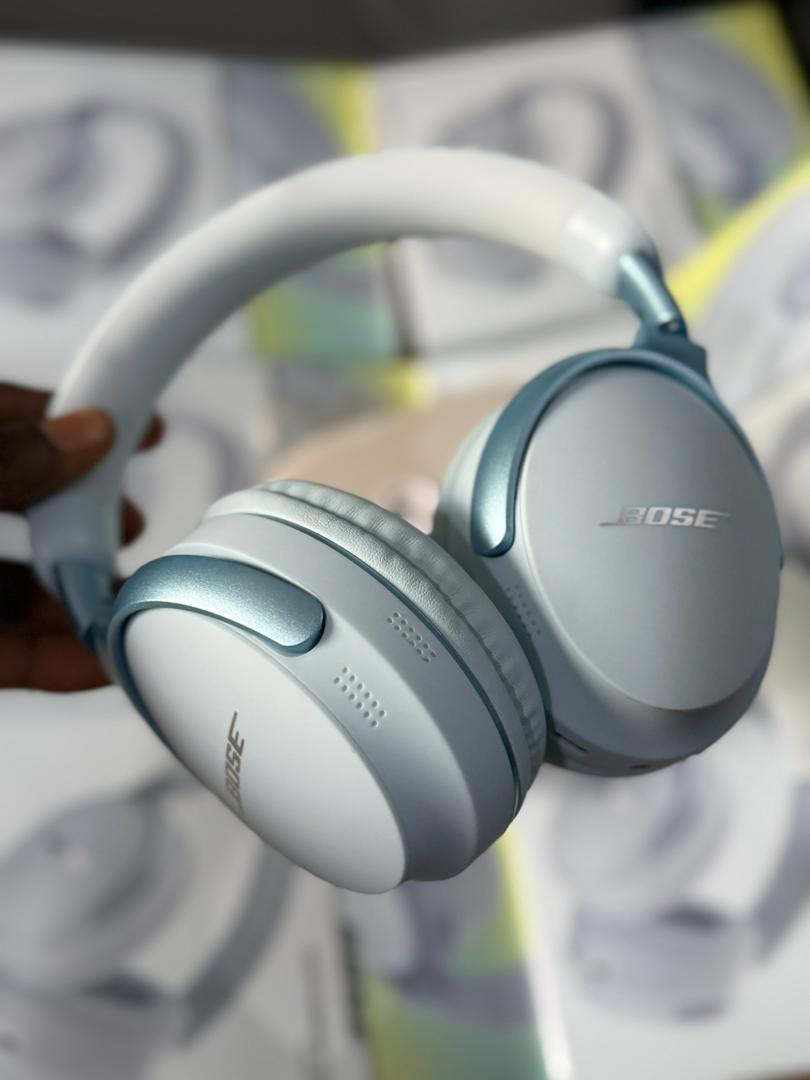 Ultra Wireless Headphones